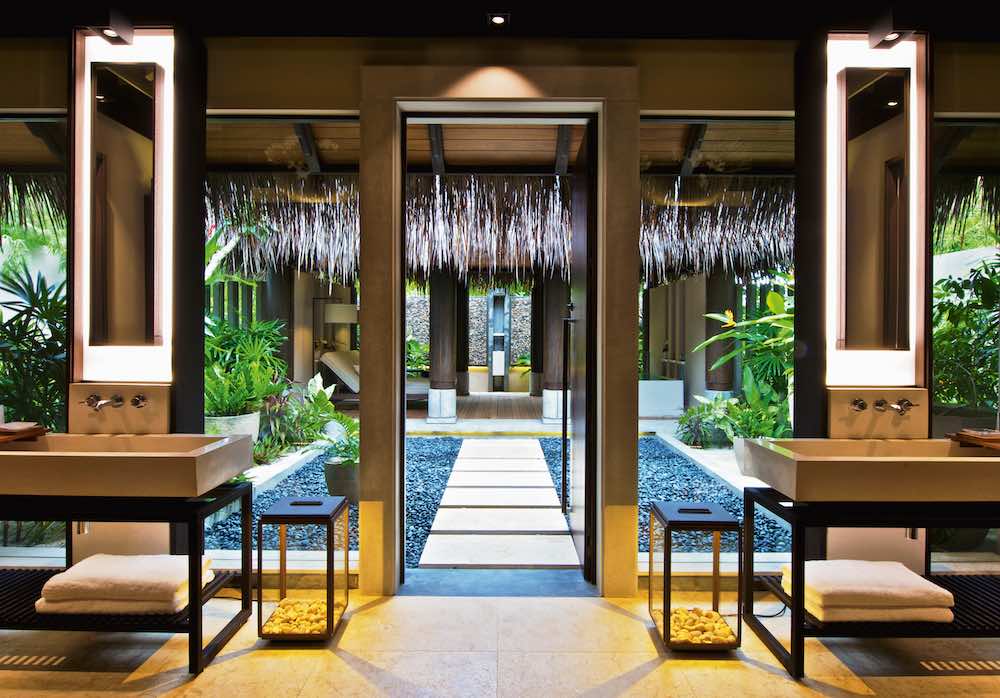 Beach Pool House at Velaa Private Island thumbnail 6